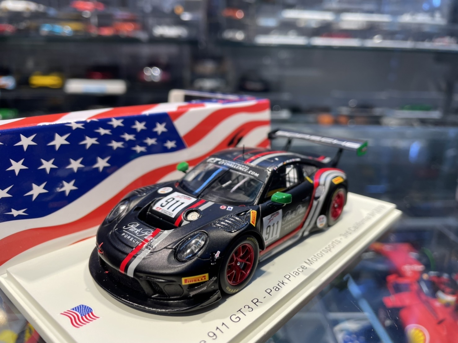 Spark 1:43 Porsche 911 GT3 R #33 9 24h Nürburgring 2022 Falken