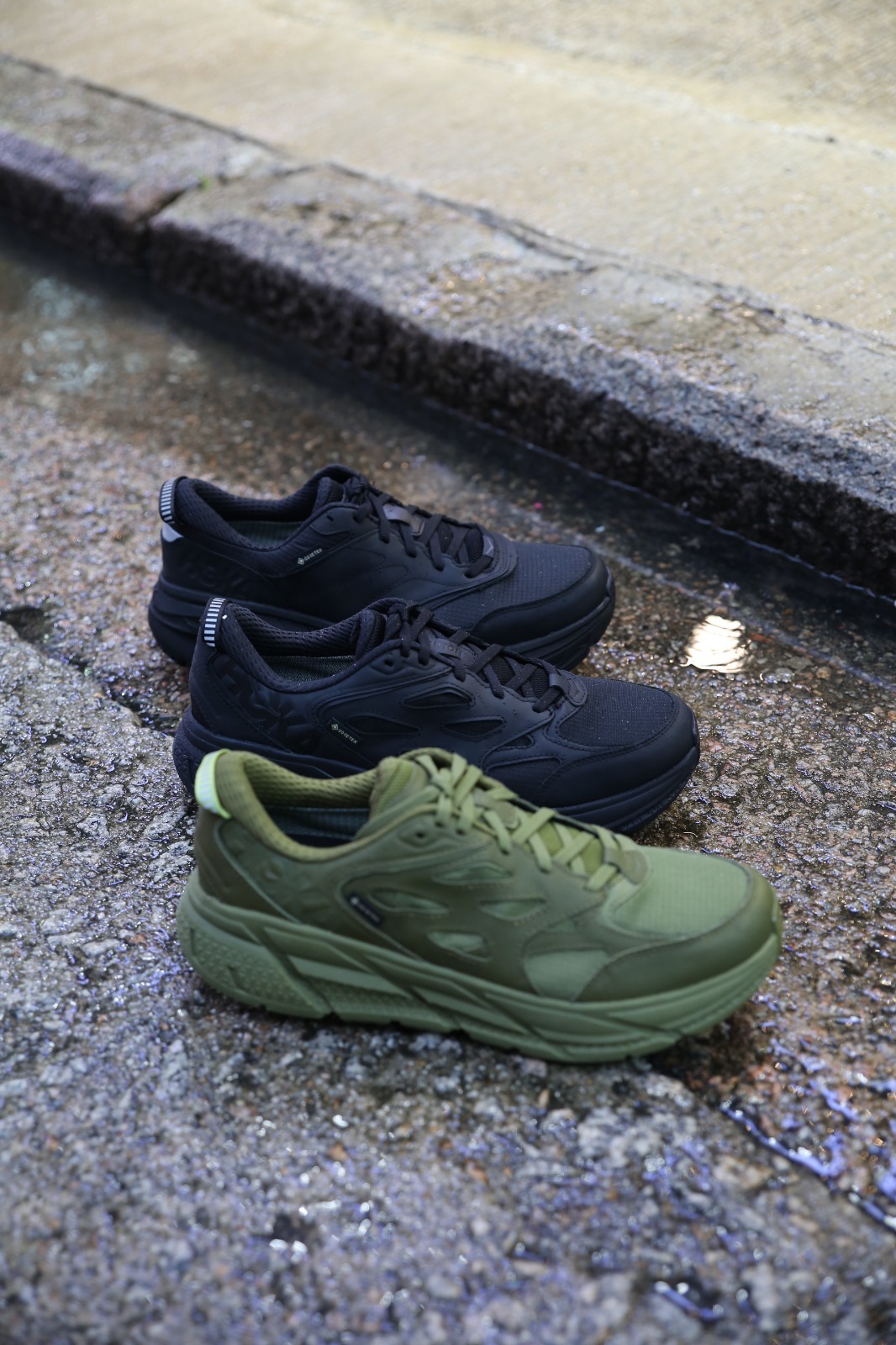 {現貨} HOKA ONE ONE BONDI L "Gore-Tex'' Black