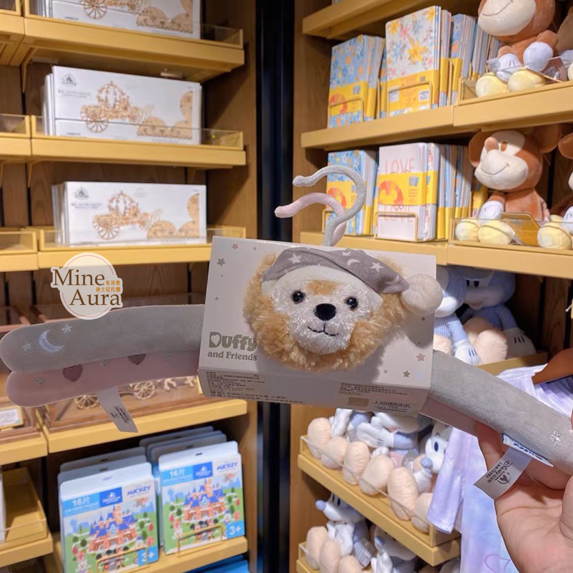 暖暖家居 達菲 Duffy 雪莉玫 ShellieMay 大頭絨毛造型 衣架2入組 -上海迪士尼樂園