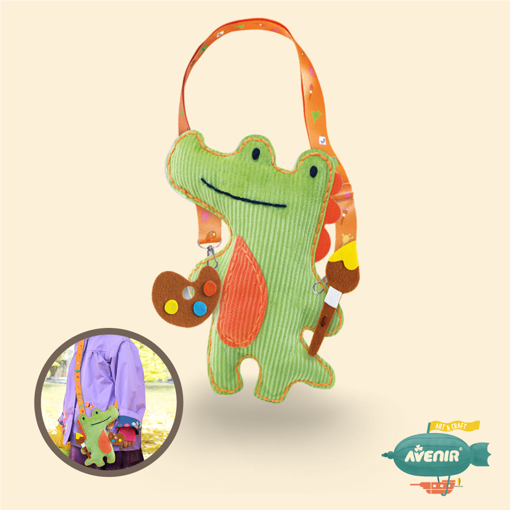 《 Avenir Kids 艾維尼 》我的幸福小夥伴 鱷魚畫家(肩帶娃娃) 縫工手作 附安全縫針 DIY