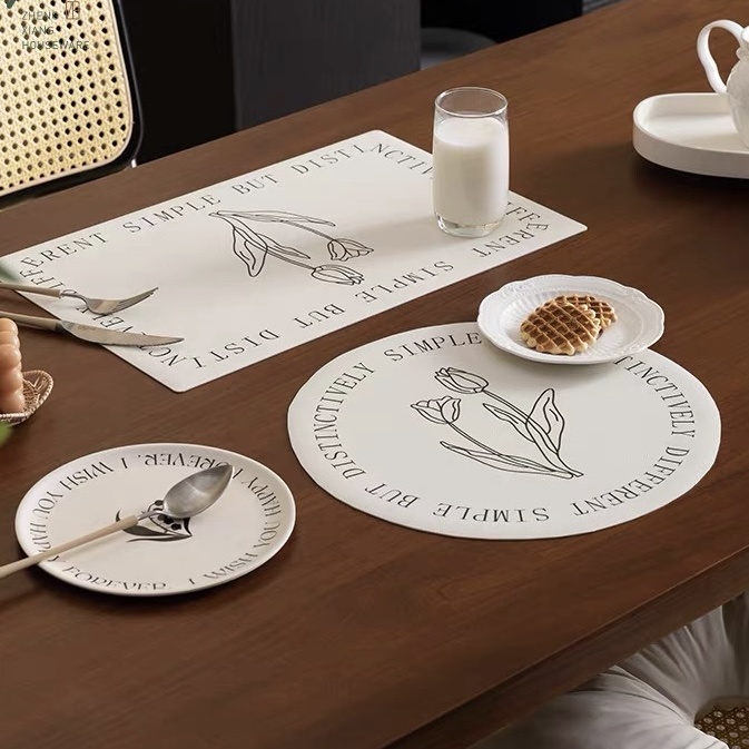 鬱金香皮革餐墊