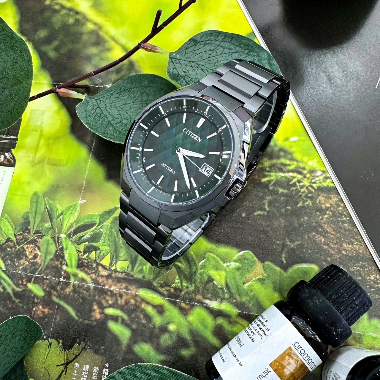 【CITIZEN 星辰】極光之森限定款 鈦金屬光動能電波萬年曆手錶 CB3015-53W 40mm 現代鐘錶