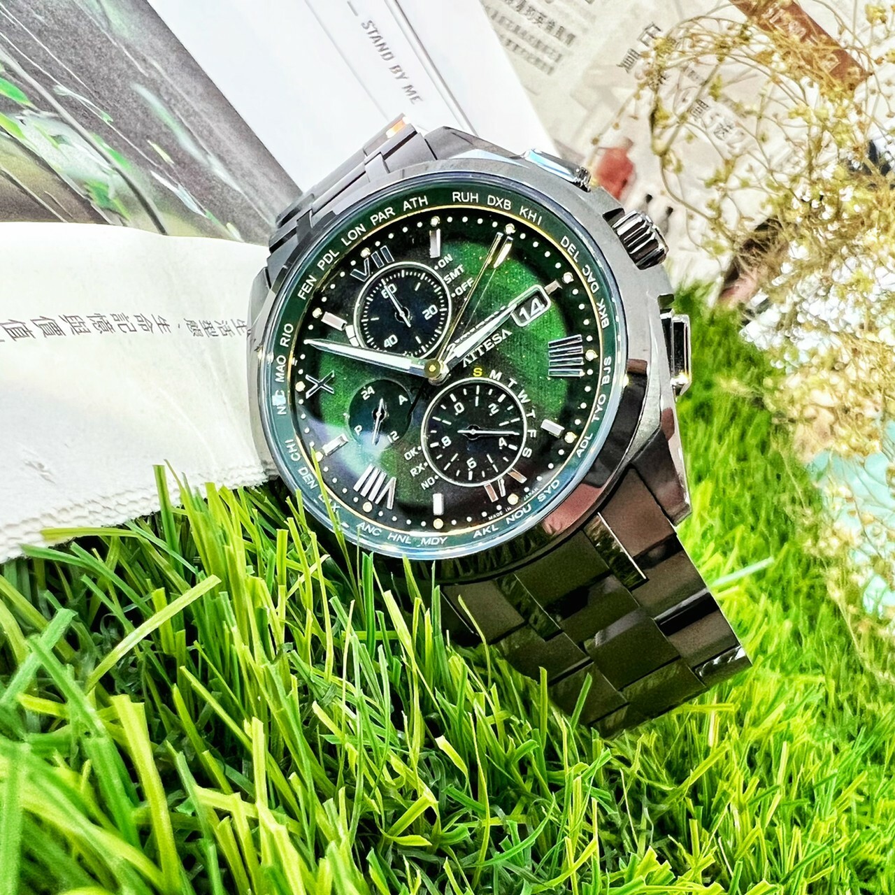 【CITIZEN 星辰】極光之森限定款 鈦金屬光動能電波對時腕錶 AT8049-61W 41.5mm 現代鐘錶