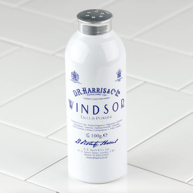 英國 D.R. Harris - 溫莎公爵 爽身粉（黑胡椒皮革）