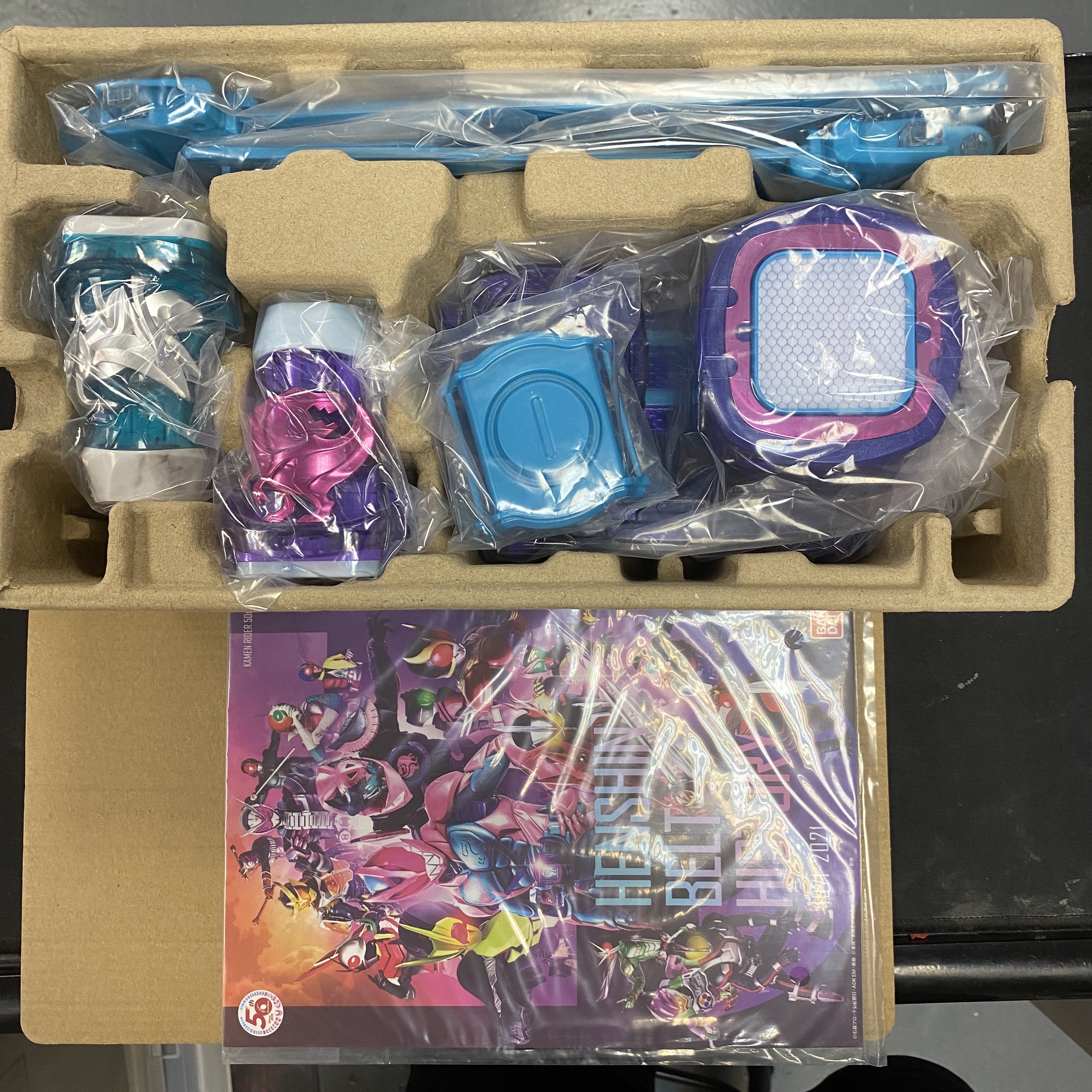 寄賣 幪面超人-DX Revice 變身腰帶 50周年ver 連csm 帶