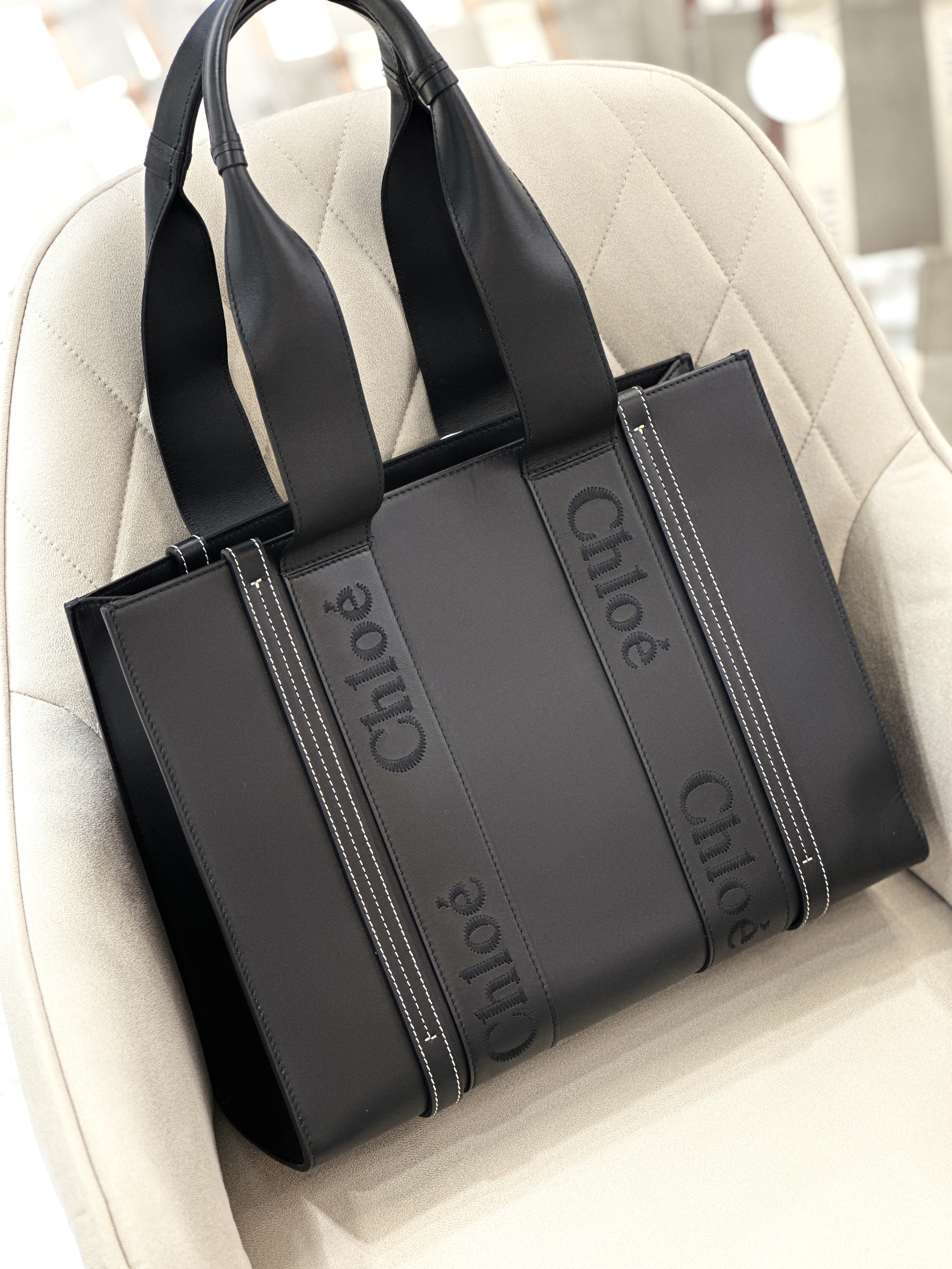 CHLOE Woody Medium Tote