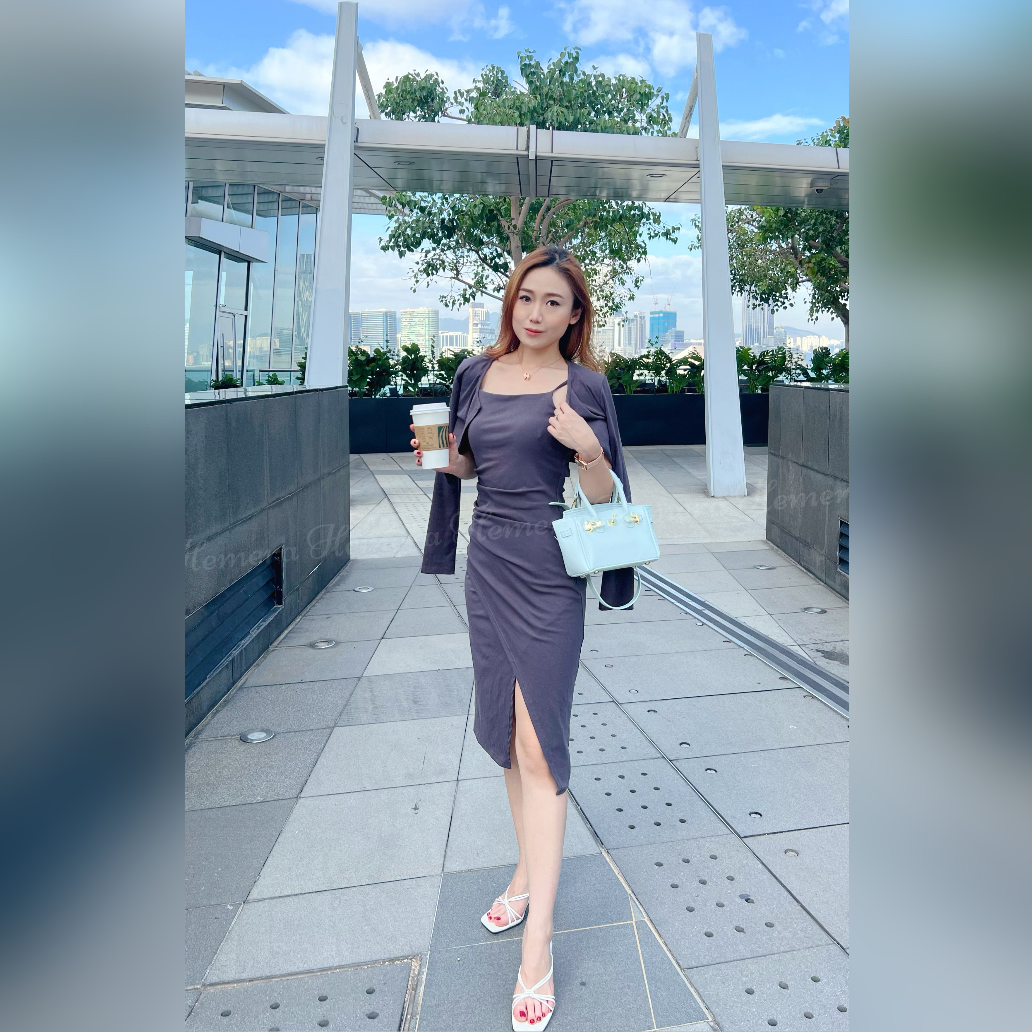 超顯瘦摺摺中開叉吊帶連身裙連外套 ST22S1029