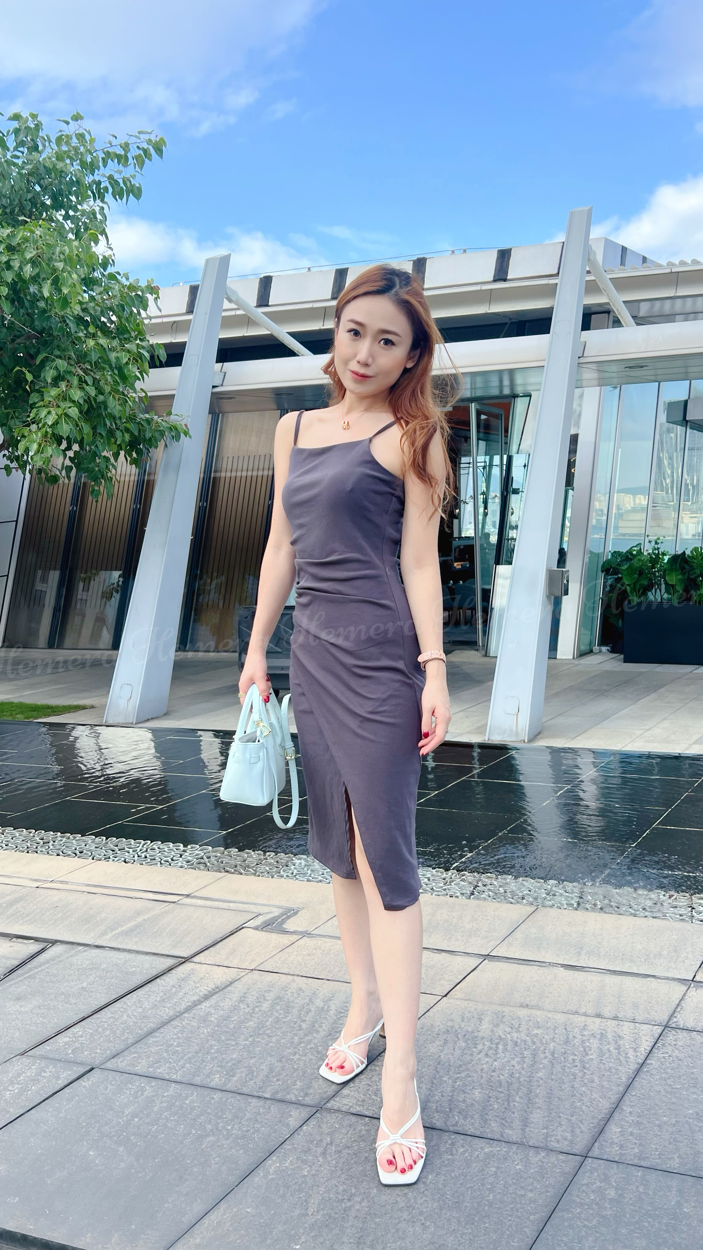 超顯瘦摺摺中開叉吊帶連身裙連外套 ST22S1029