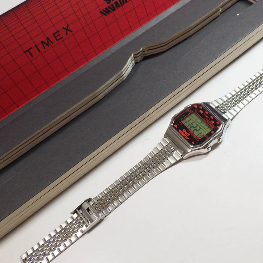 TIMEX T80 x Space Invaders 34mm 太空侵略者 TW2V30000