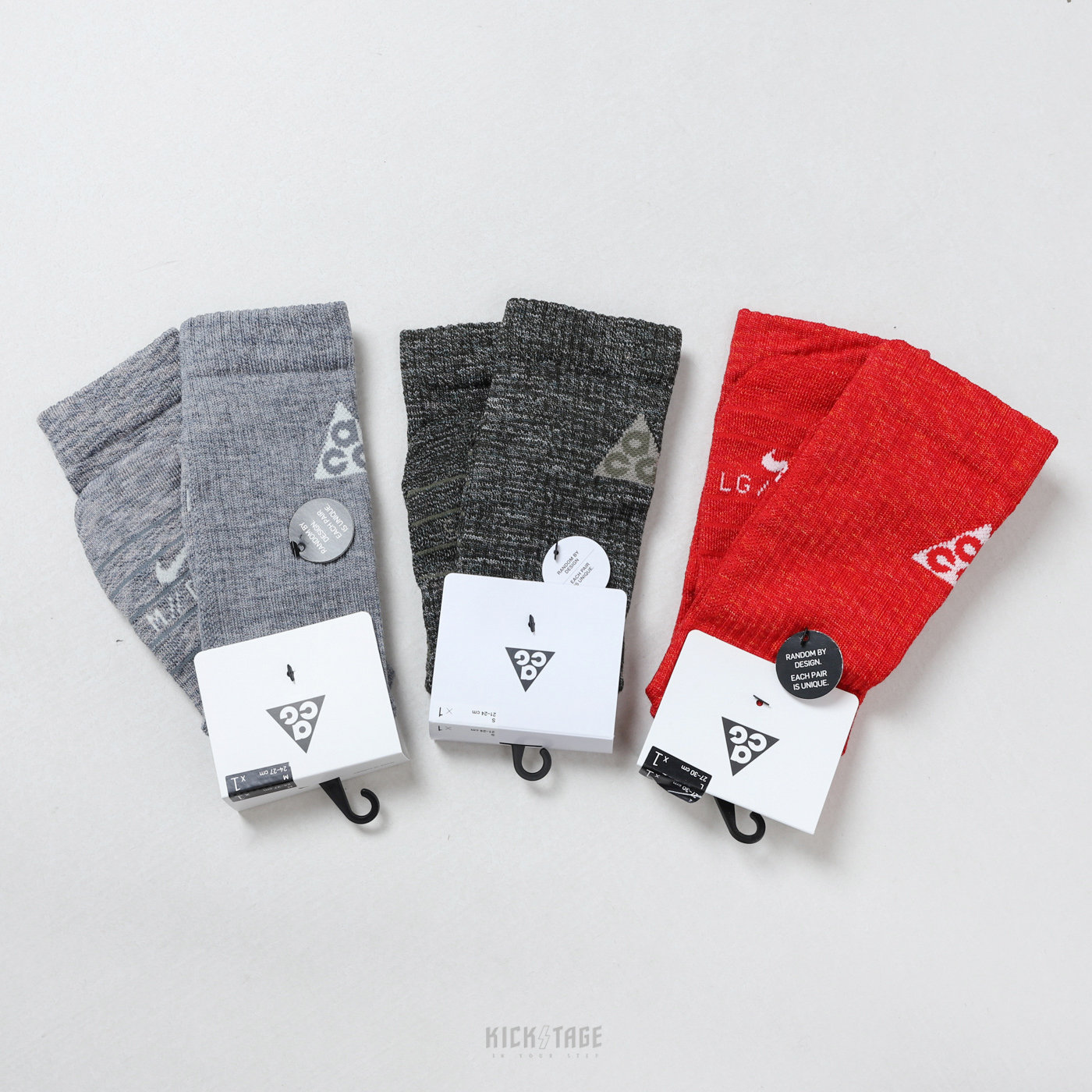 單雙 NIKE ACG KELLEY RIDGE CREW 2.0 SOCKS 灰色 紅色 深灰綠 羊毛 標語 雪花 長襪【DA2599-065】