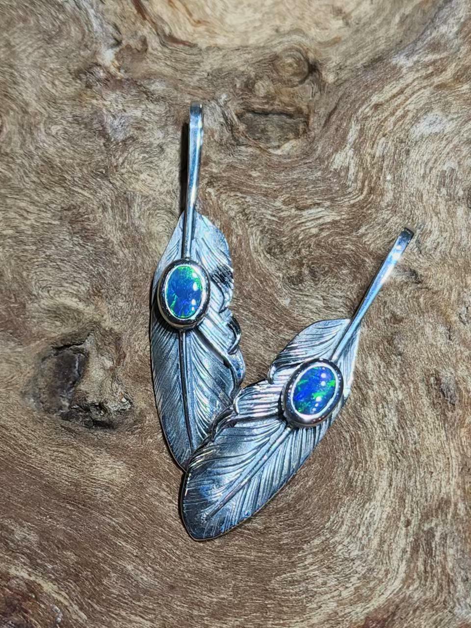 *Black Venom Jewelry- Freedom & Prayer XS(4cm) 純銀羽毛鑲澳洲蛋白石