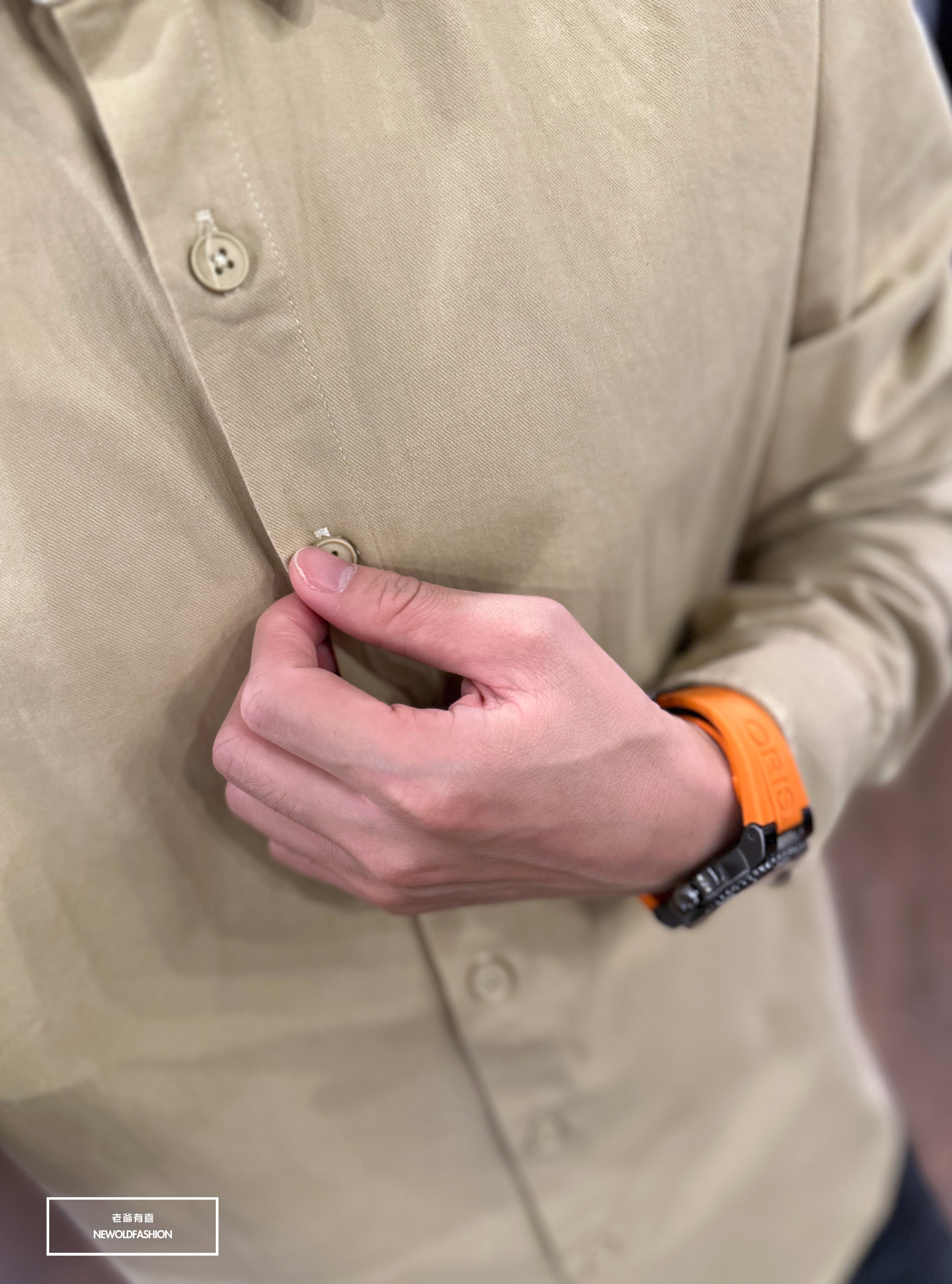 『新品上市』重磅素色修身硬挺襯衫-卡(NOF2210C66003)