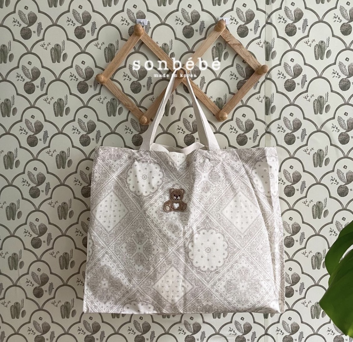防水刺繡袋/圖騰
