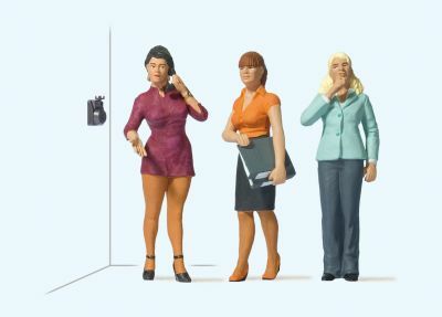 Preiser 44922 G scale Young women in the office
