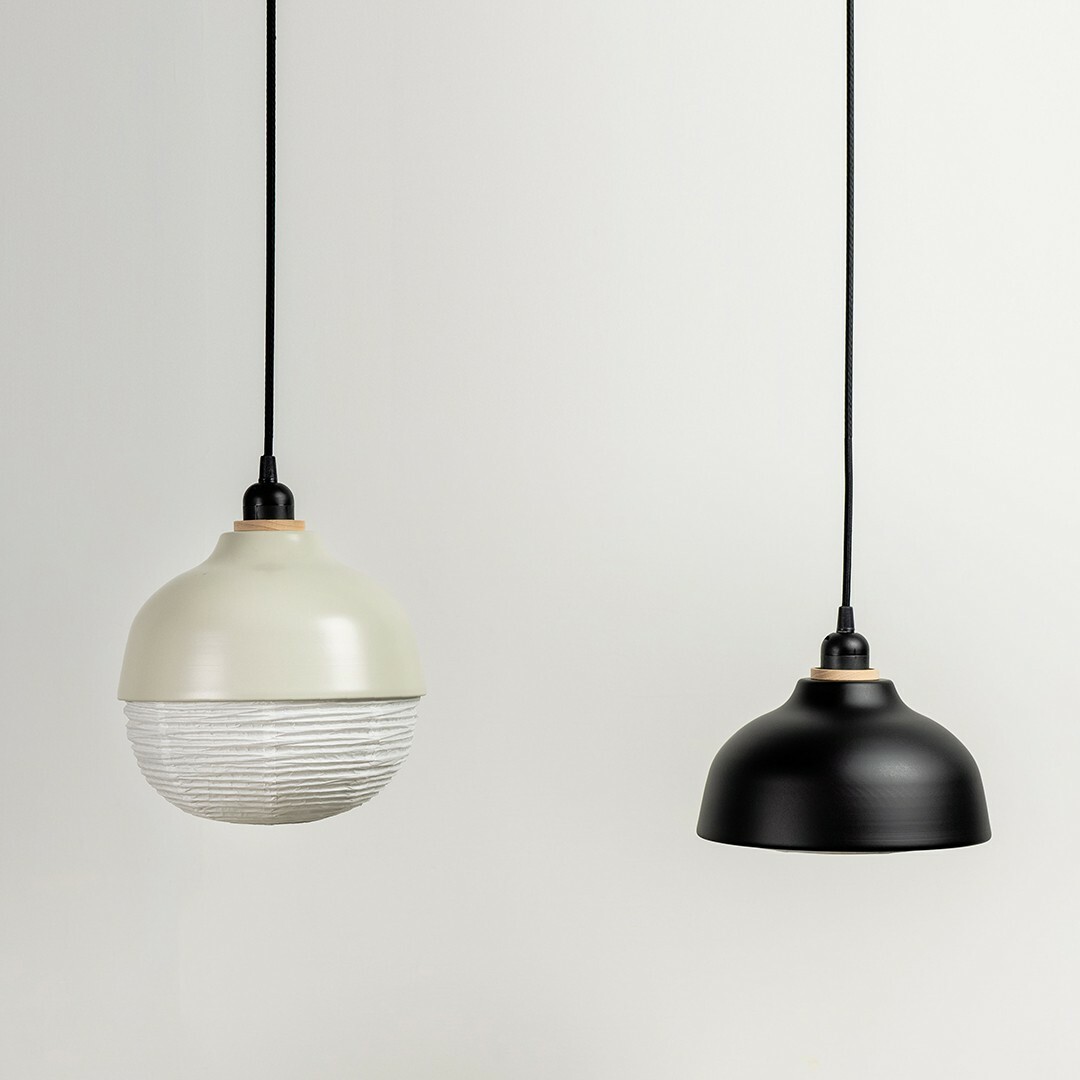 一盞東西吊燈 - 中