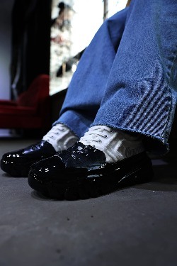 反光文字圖案低剪裁輕便運動鞋