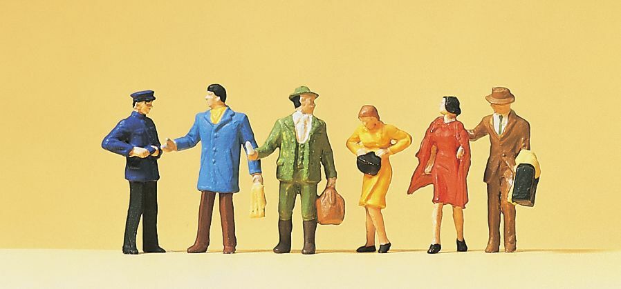 Preiser 14029 HO規  At the platform 車站旅客