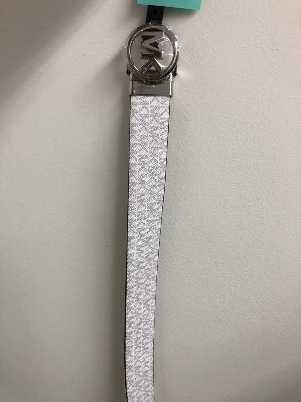 [S] MICHAEL KORS 558385-020 TWIST REVERSIBLE BELT, WHITE, 722947456107 (SMK190)