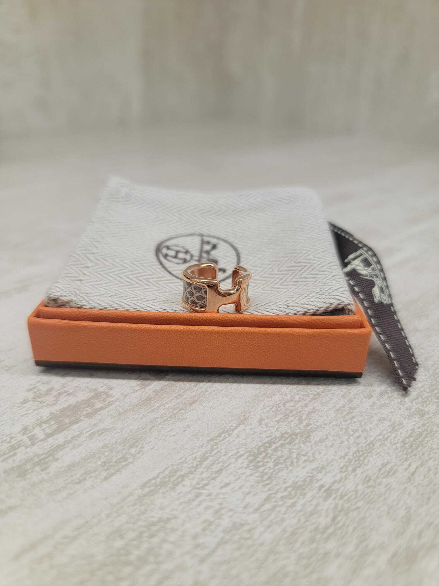 Hermes  OLYMPE 蜥蜴皮 玫瑰金耳夾