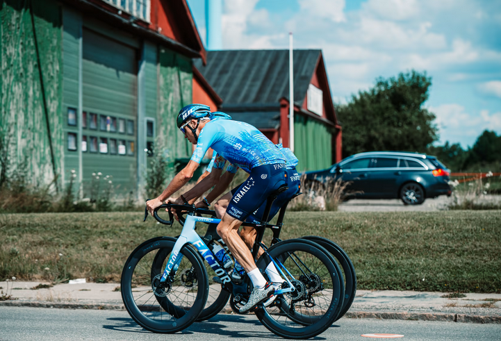 Factor Ostro VAM 2022 TDF Edition Road Disc Frameset (Without Barstem)