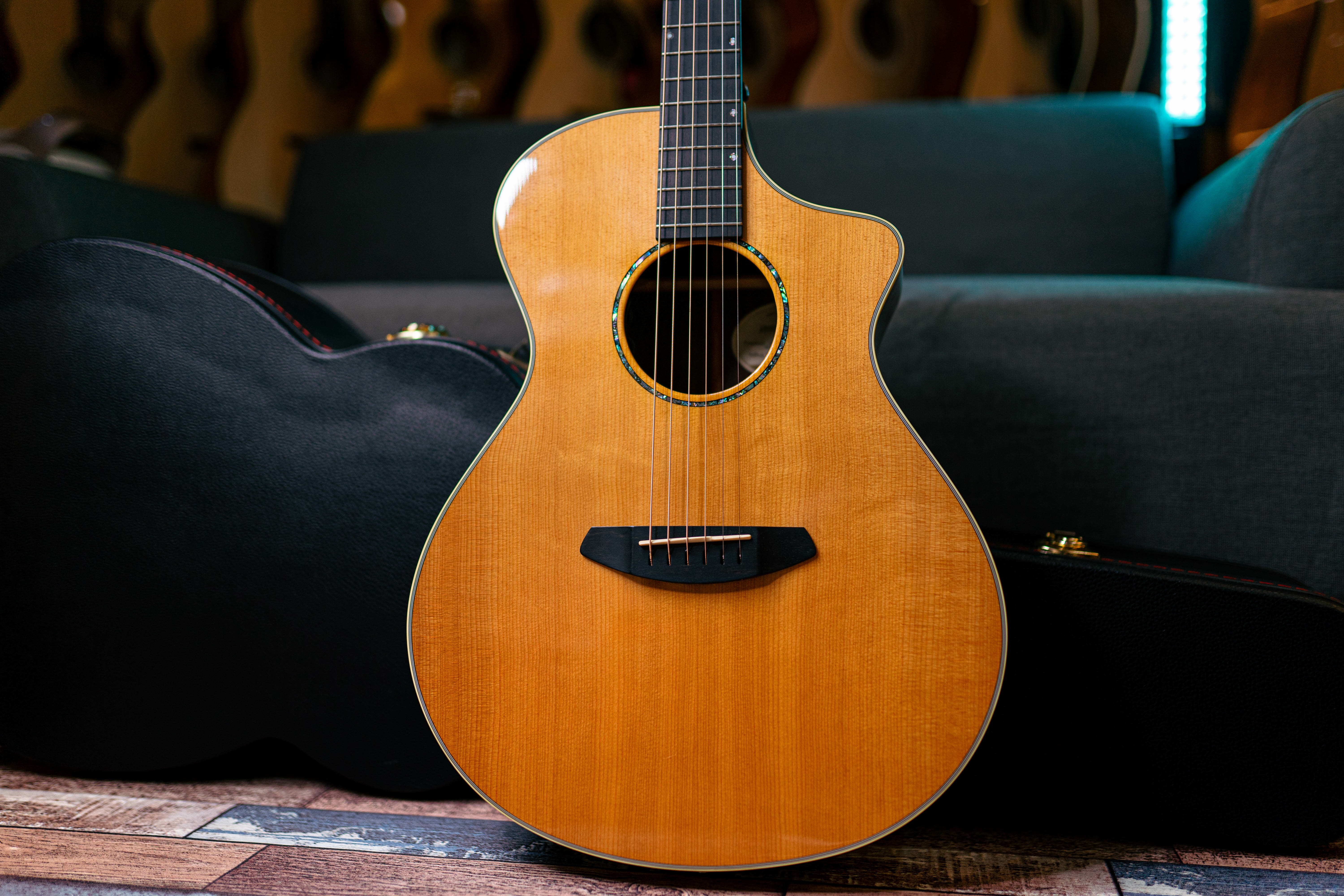 Breedlove PRC22CE 美廠手工全單板吉他 可插電 Concert琴身 雪松木面板+玫瑰木側背