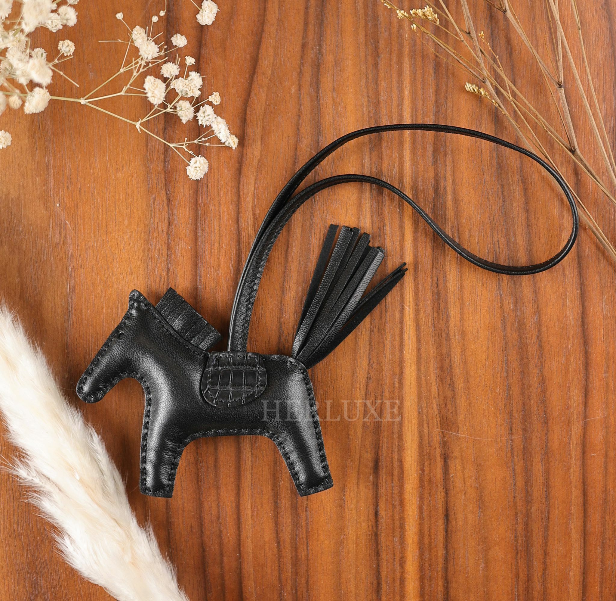 Rodeo pm touch 89 noir alligator mississippiensis mat