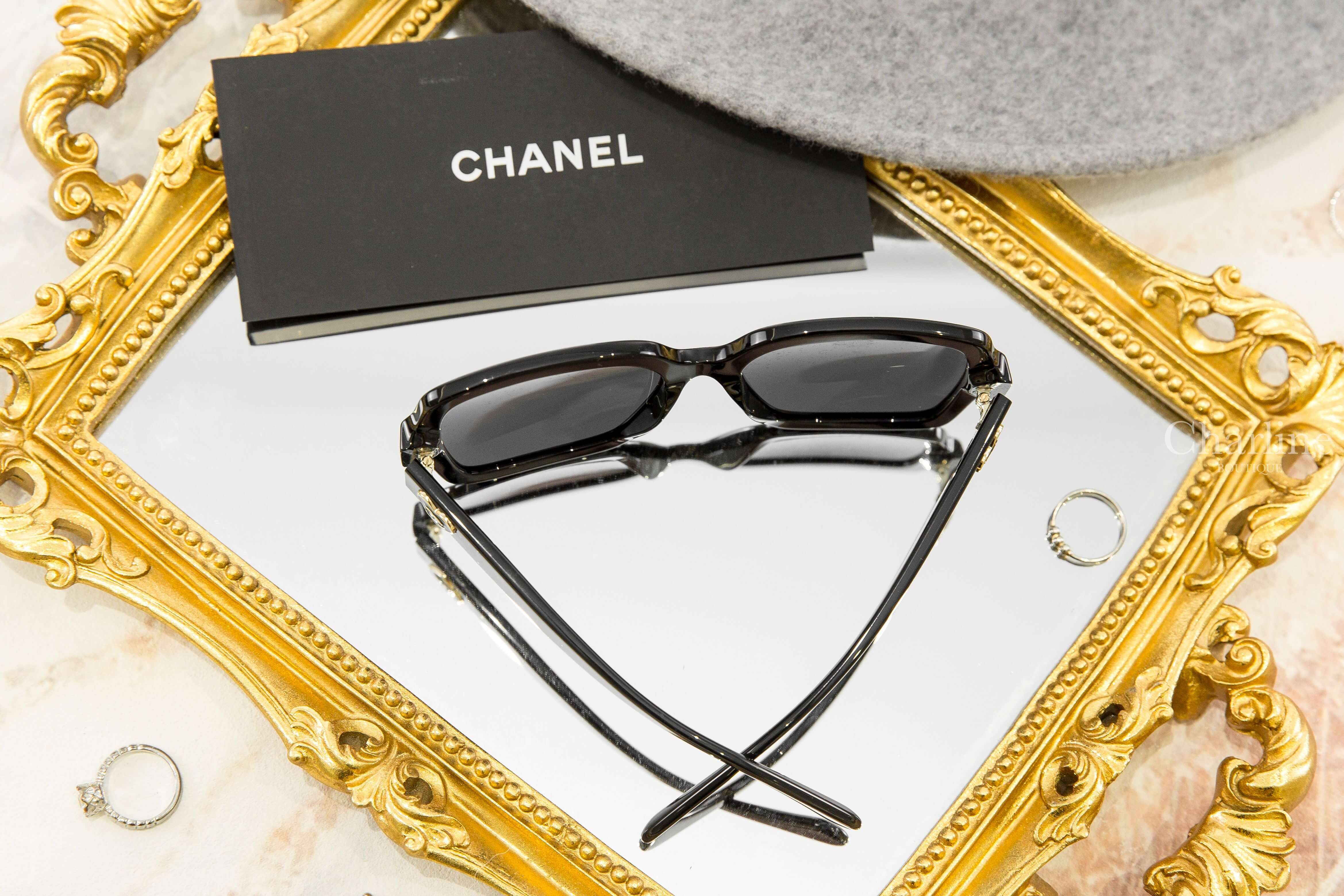 Chanel Square Sunglasses 黑色方框灰色鏡片側邊愛心CC太陽眼鏡-Charline Boutique 精品代購