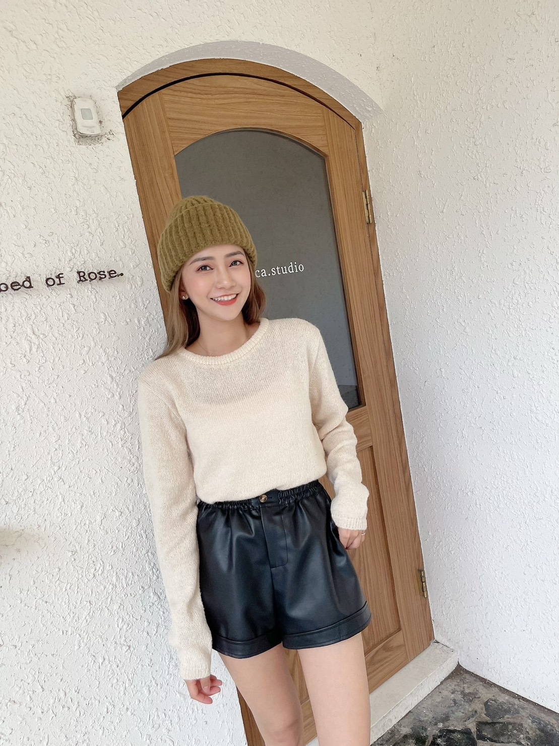🔥10.26直播新品］♥️穿上減齡款］🇰🇷正韓圓領超可愛羊毛薄針織毛衣（米杏/三色）
