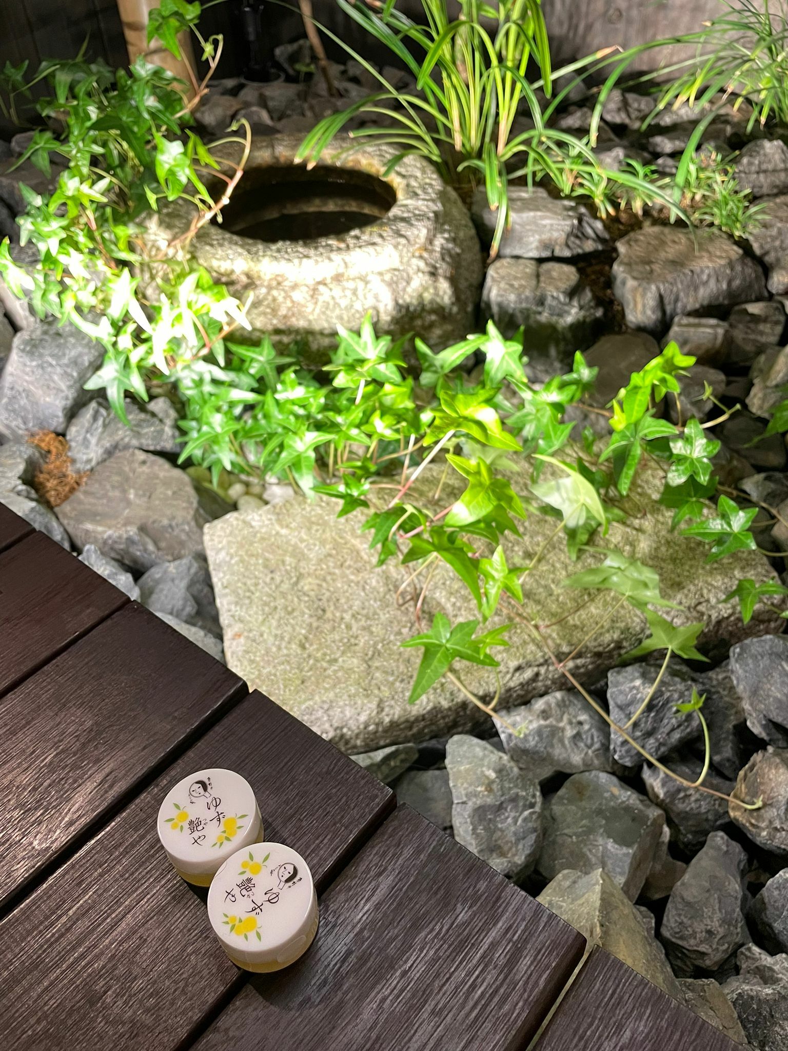 日本京都名品YOJIYA柚子亮澤潤唇膏