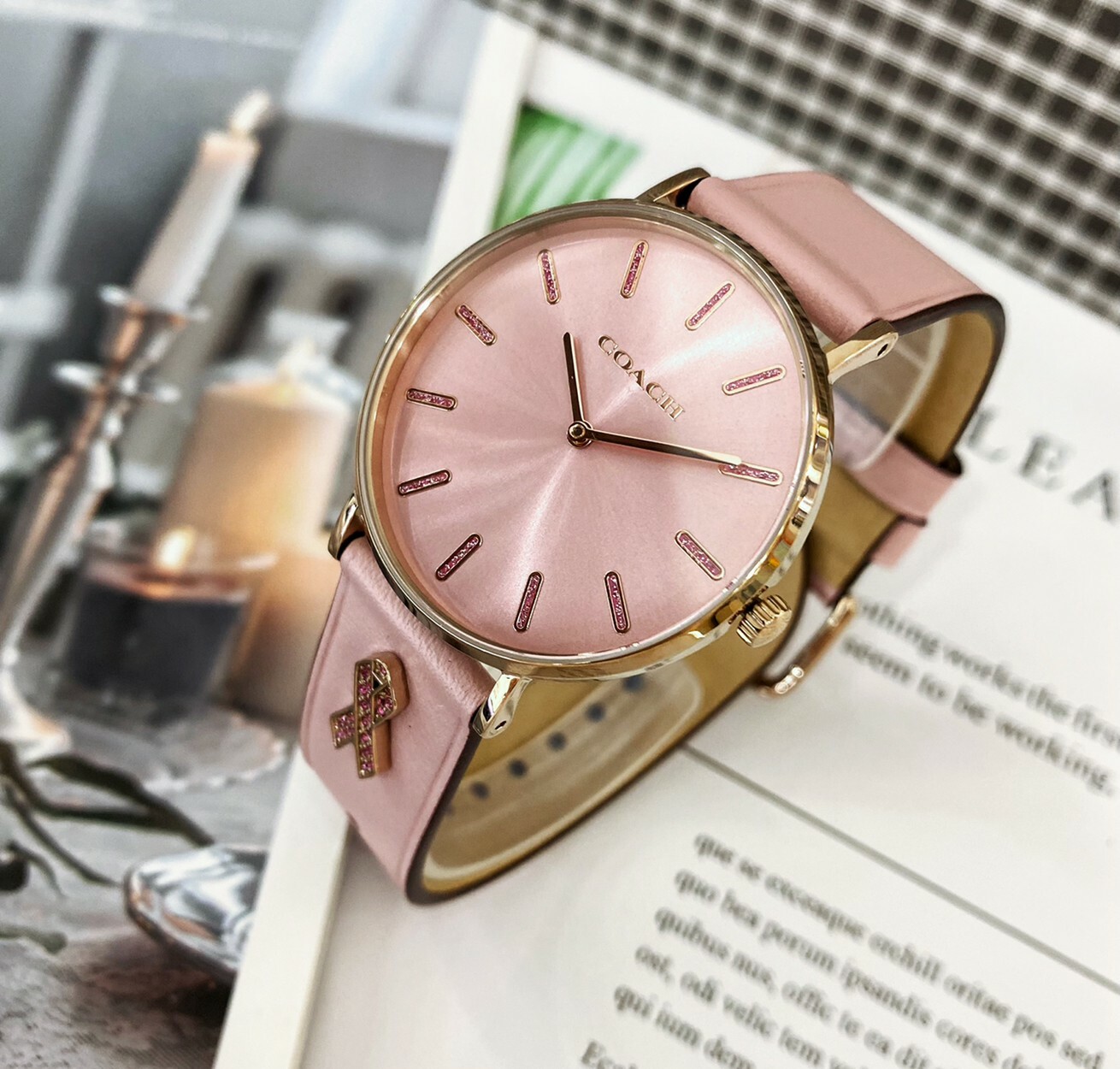 【COACH】乳癌防治紀念錶 CO14503976 36mm 現代鐘錶