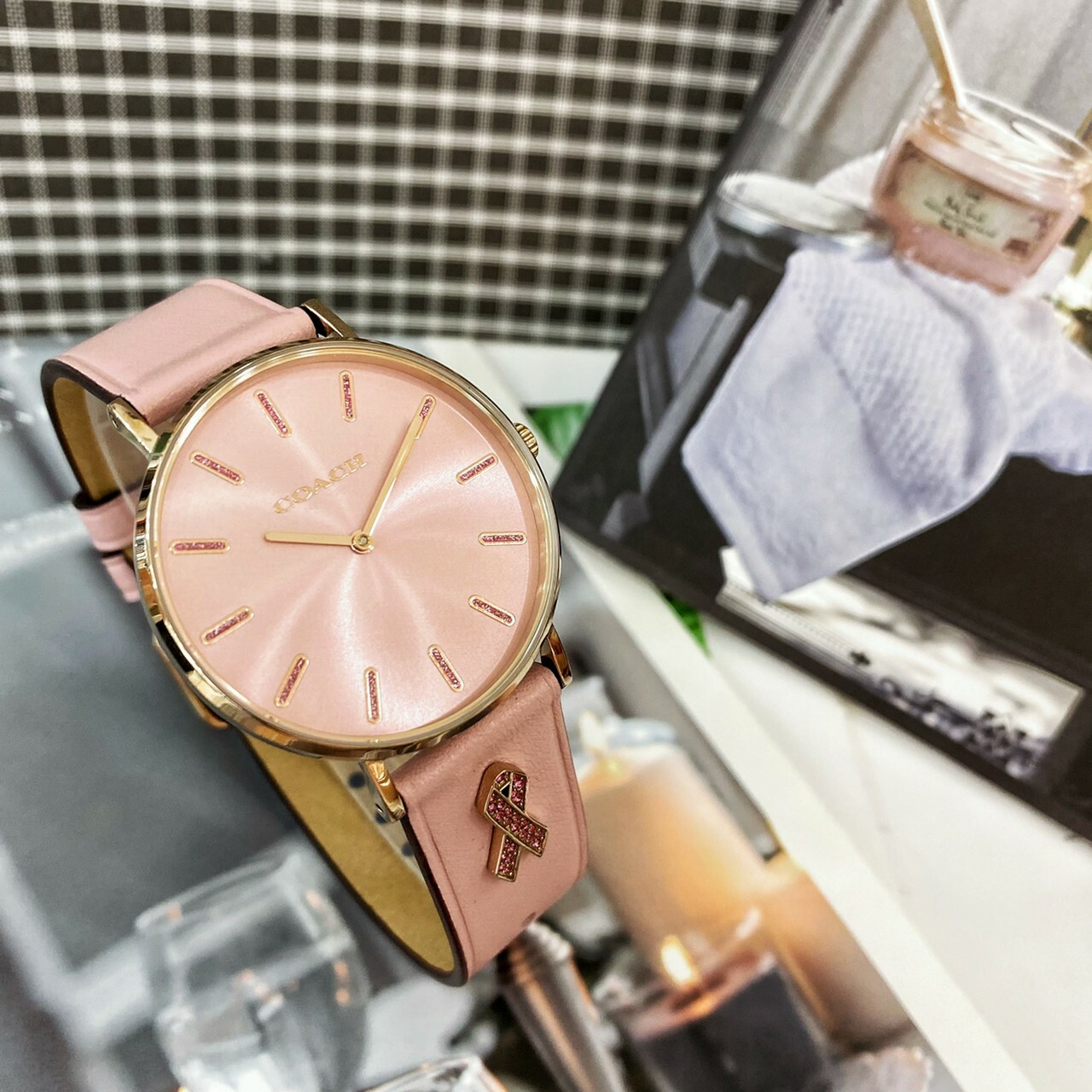 【COACH】乳癌防治紀念錶 CO14503976 36mm 現代鐘錶