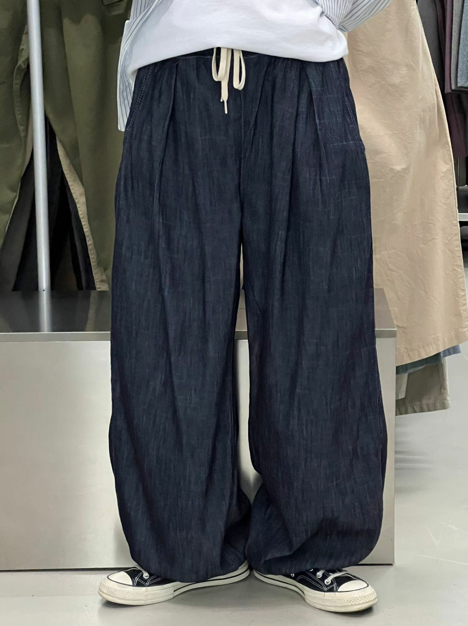 可束腳鬆身牛仔褲 P2096