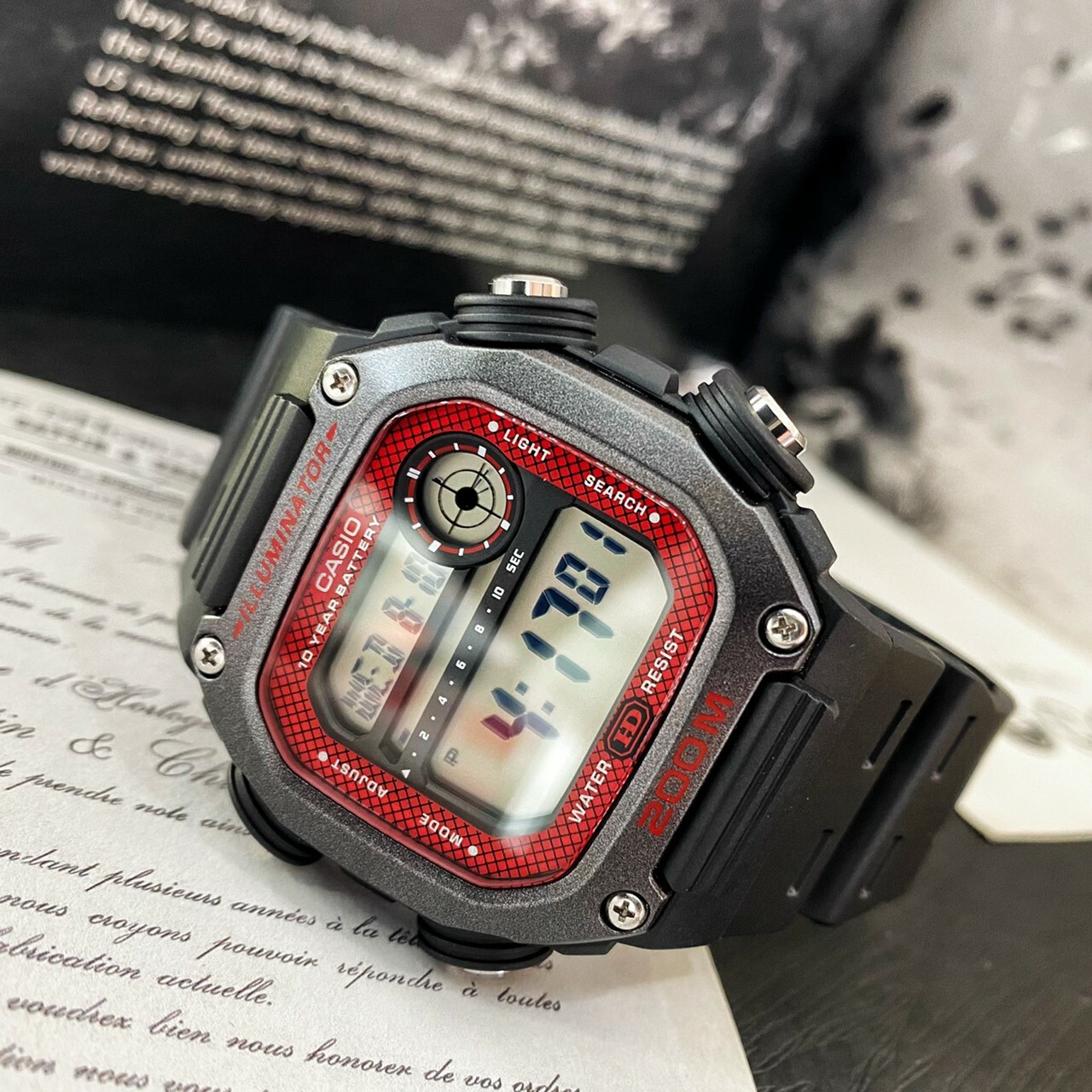 【CASIO 卡西歐】方型數位電子錶 DW-291H-1B (紅)現代鐘錶