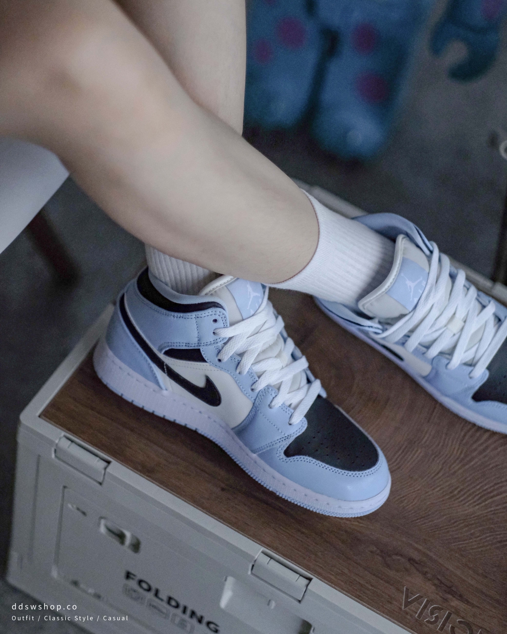 Nike Air Jordan 1 Mid Ice Blue (GS) 黑藍冰塊藍天空藍黑勾高筒