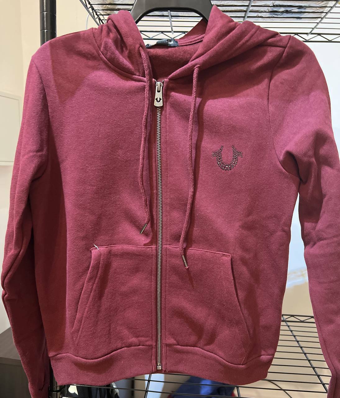 [S] TRUE RELIGION CRYSTAL ICON ZIP HOODIE,ZINFANDEL, 205156-ZINFANDEL (STR88)