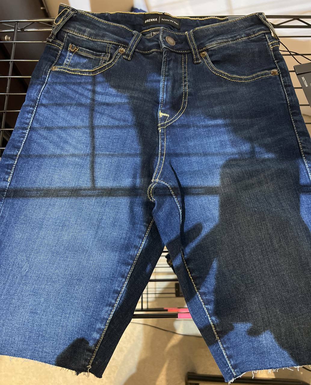 [S] TRUE RELIGION BRENNA MID RISE BERMUDA,MEDIUM DISRUPTIVE, 204357-MEDIUM DISRUPTIVE [FINAL SALE]  (STR93)
