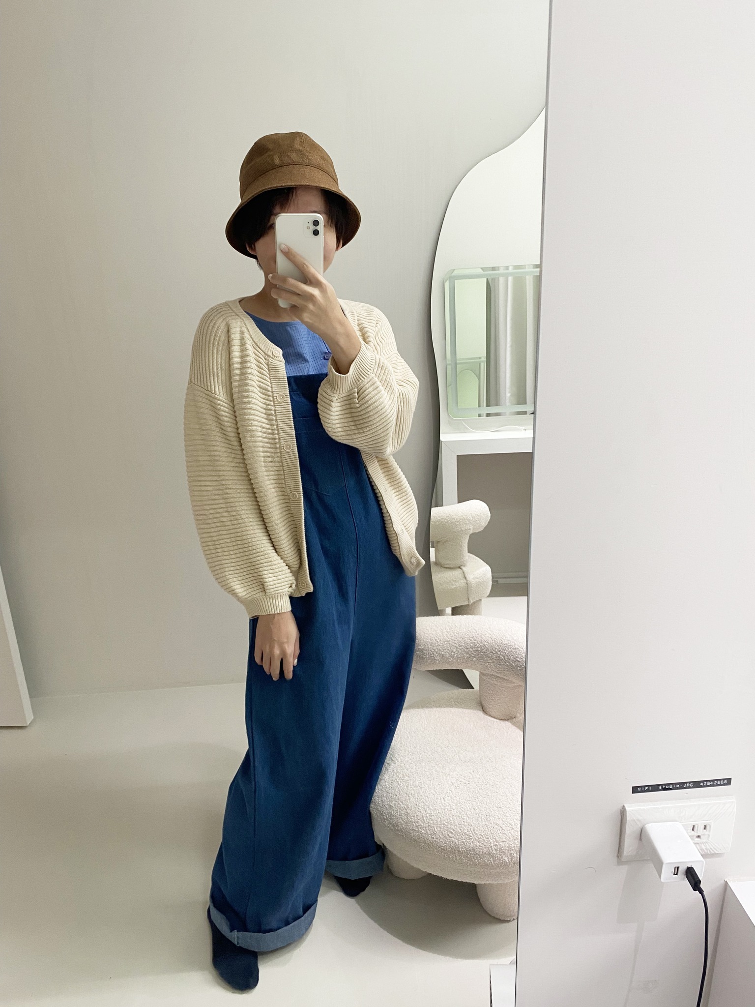 陪你散步泡芙袖針織外套-米藤