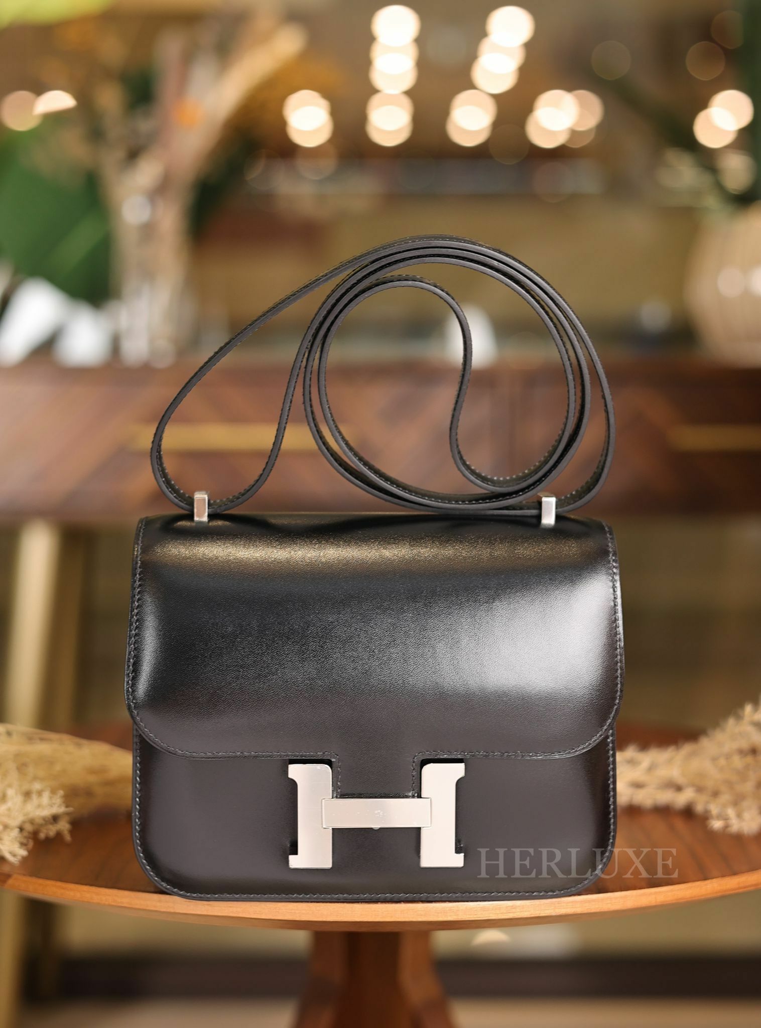 Constance mini 89 noir ck box