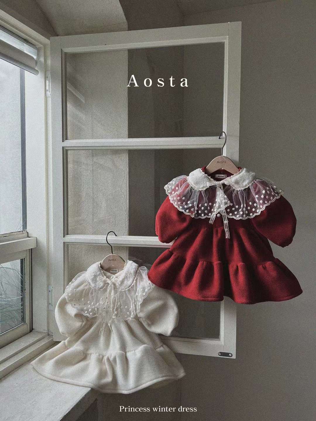 Aosta Winter Cape