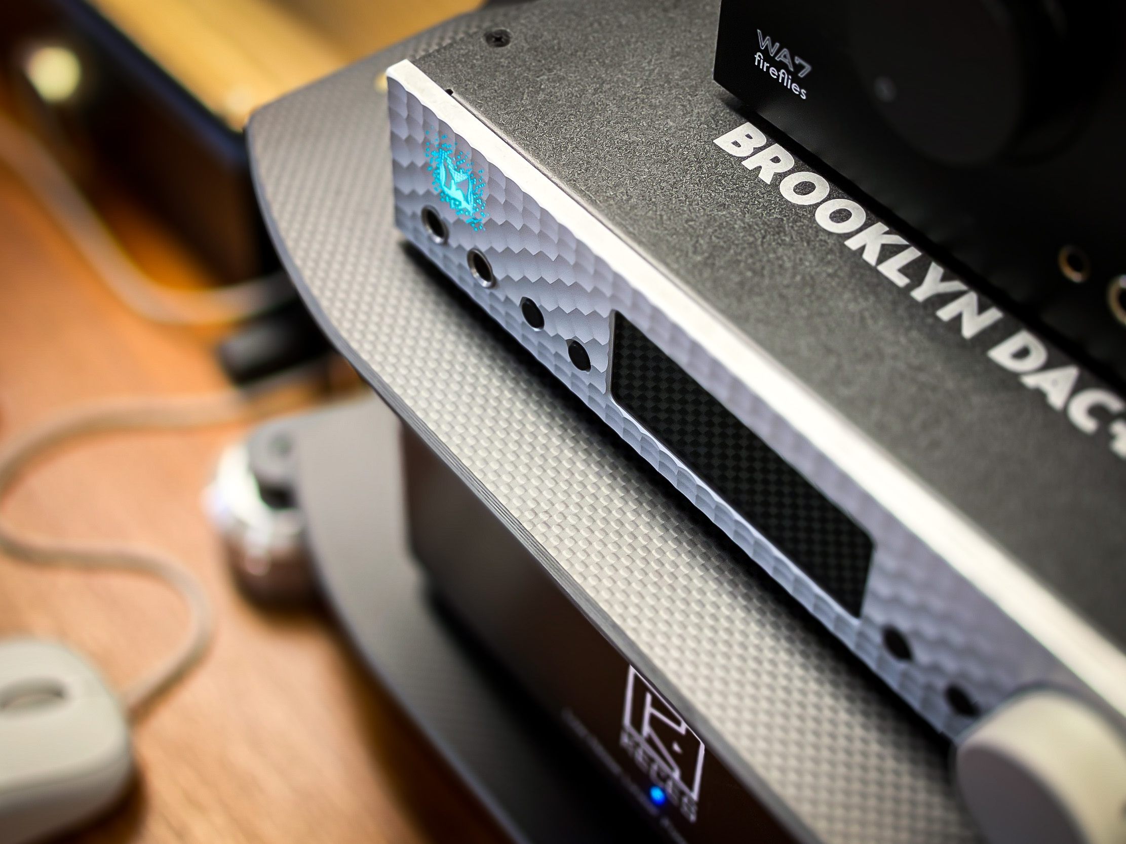 MYSTJ CS 碳纖維音響架 (適用於小尺寸器材)