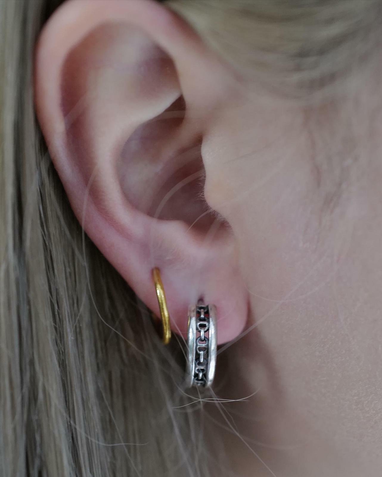 CHASSIS EARRING SLIVER
