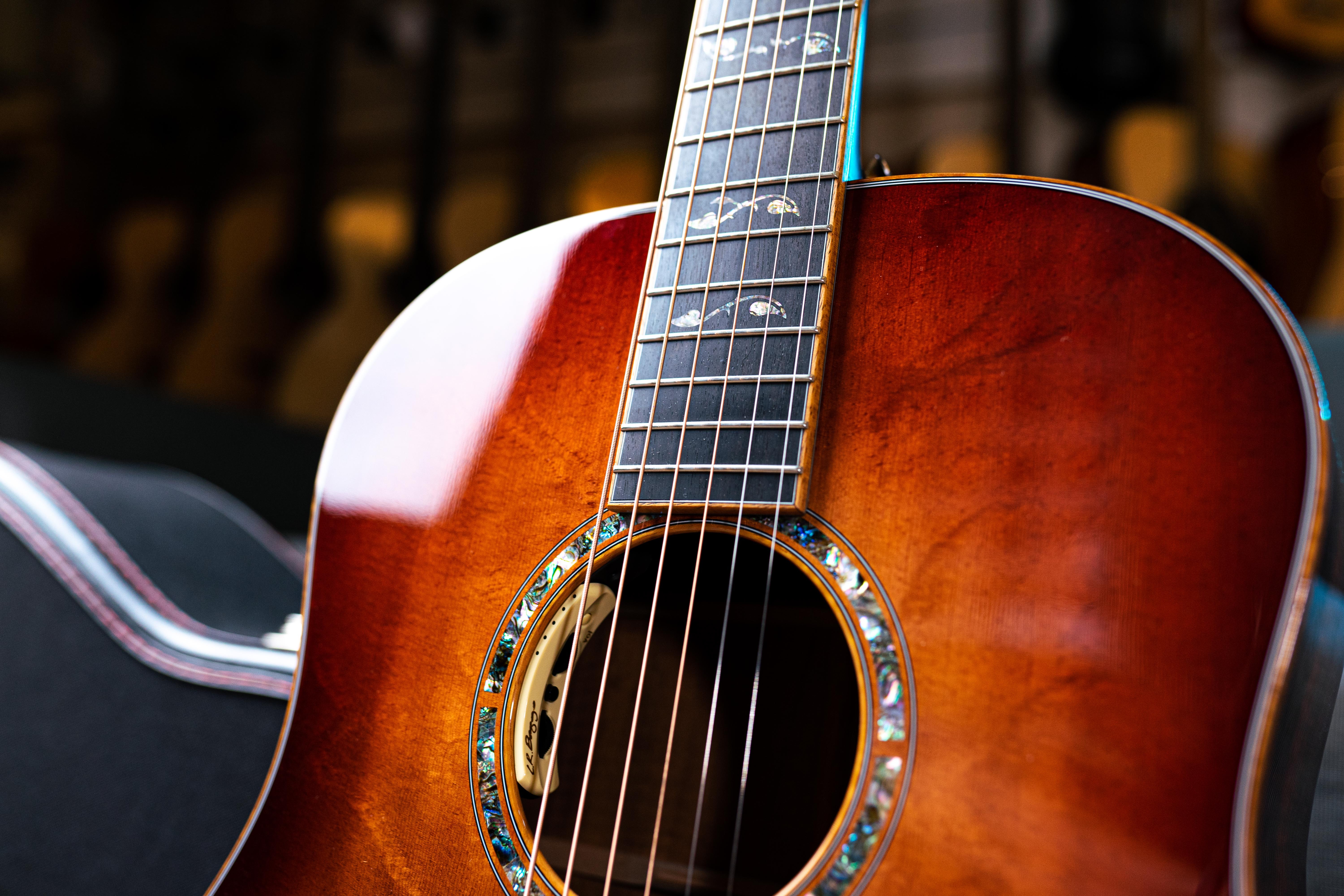 Breedlove MCD28EA 高階手工全單板吉他 熊爪西卡雲杉木面板+相思木側背 美廠  [附LR Baggs Anthem TRU-Mic 頂規拾音器]