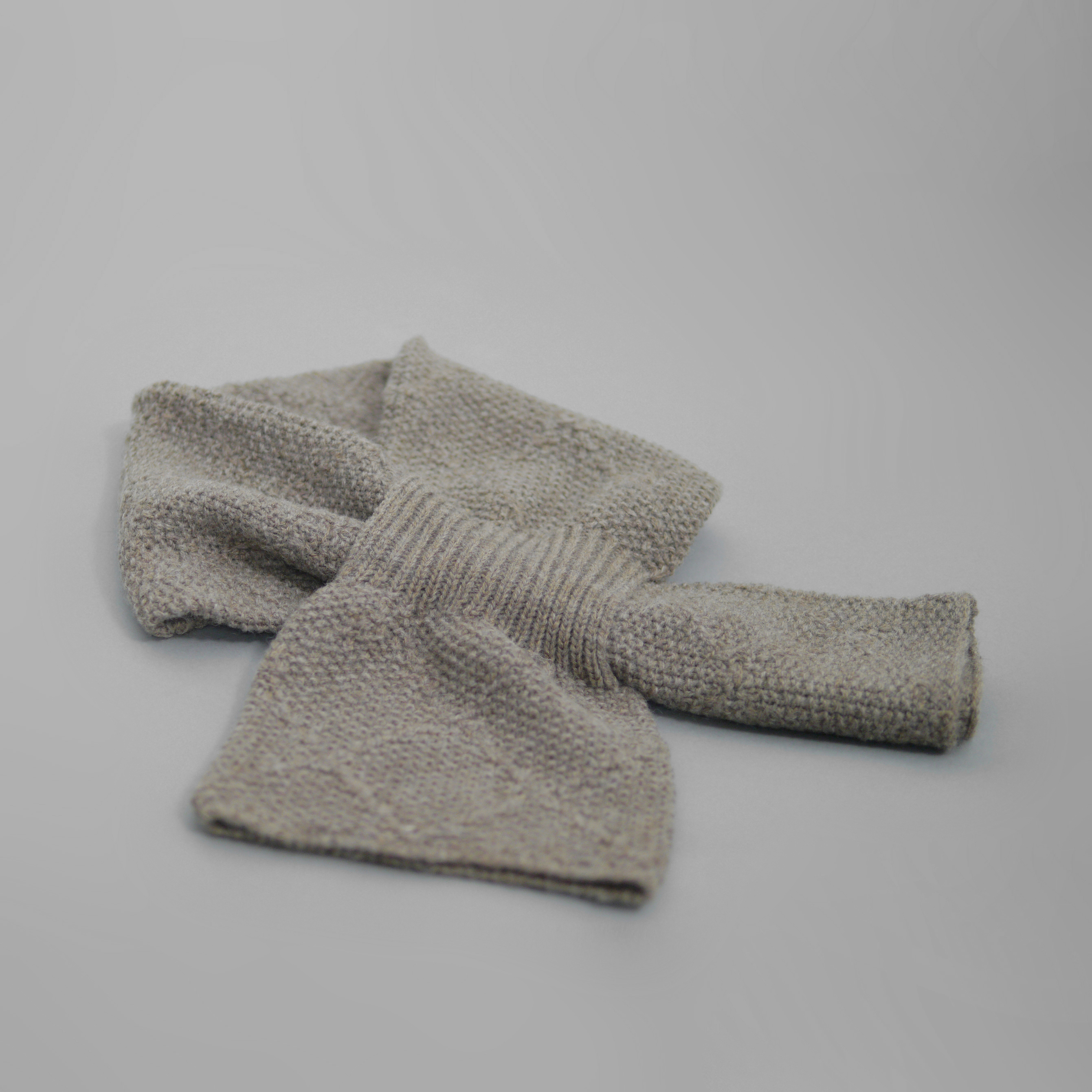 J.P.L. 菱格織紋羊毛短圍巾 ╭ 2色 ╮