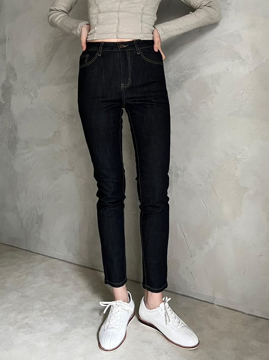 『最後現貨』guten made/捨不得脫的激瘦牛仔褲-深藍