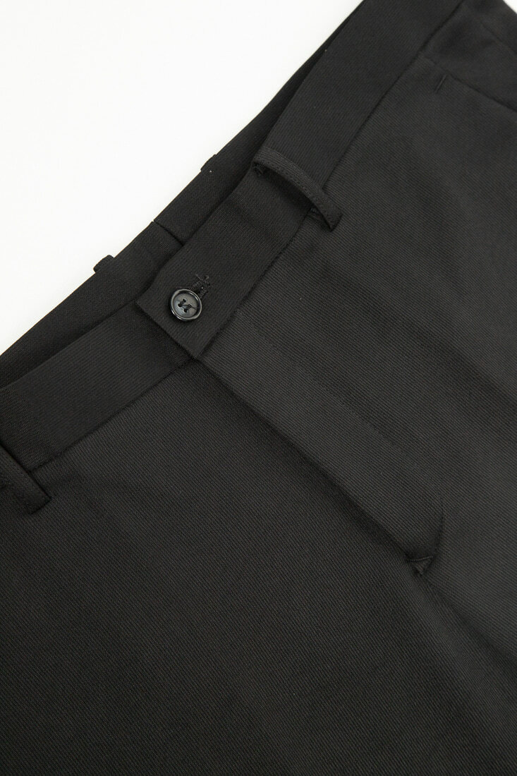黑色細直紋彈性修身西裝褲-褲頭