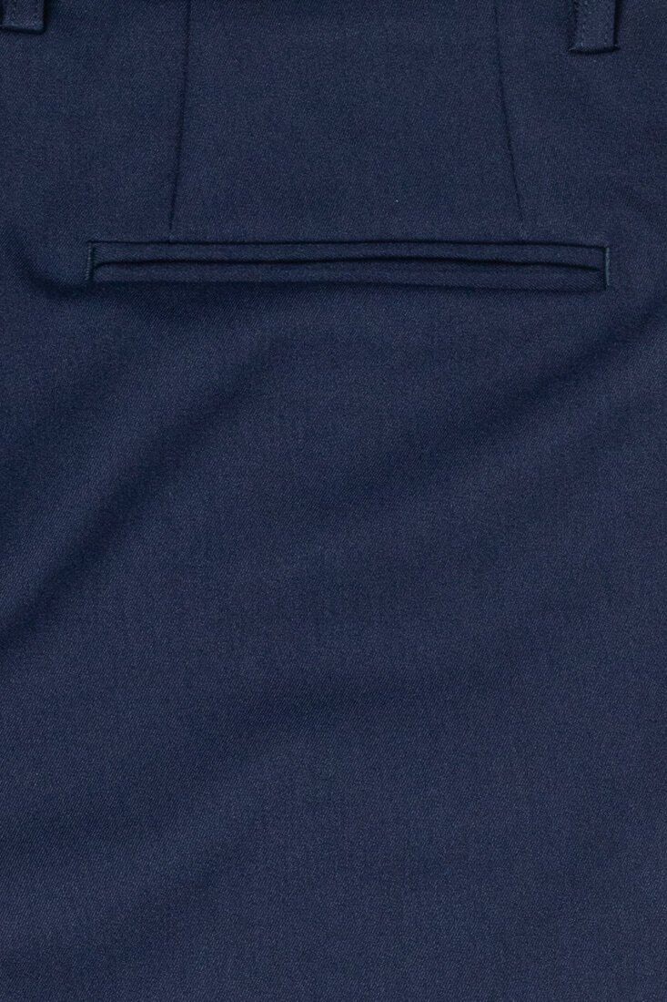 寶藍彈性修身西裝褲-後口袋