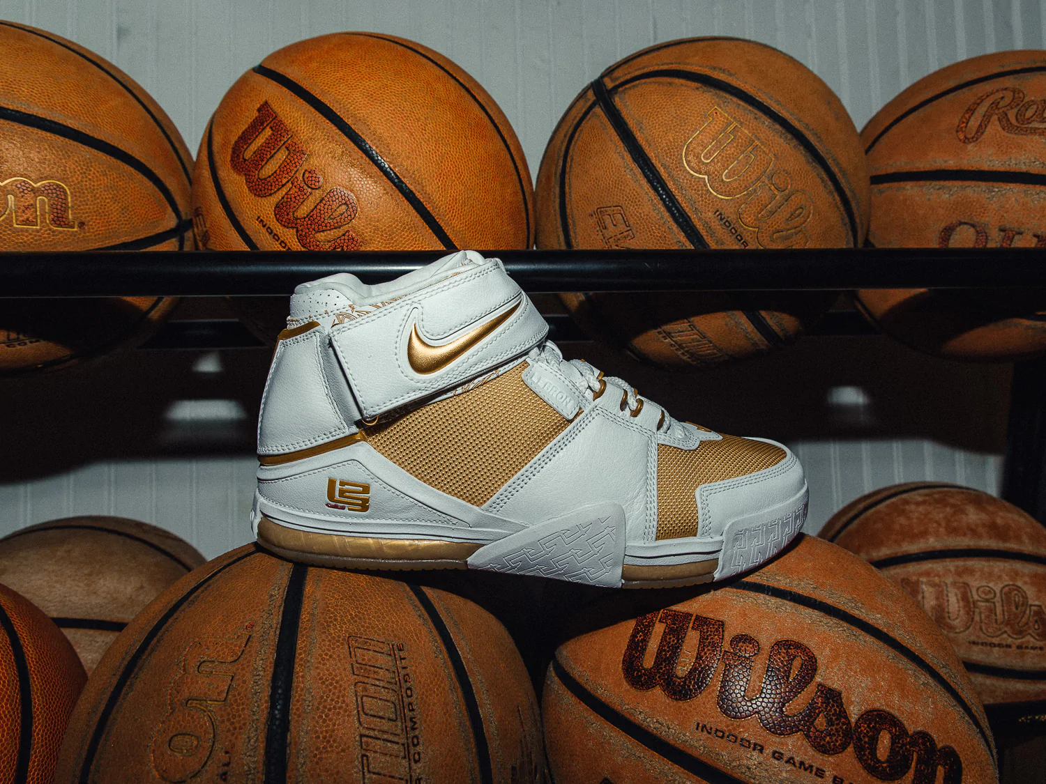 Nike LeBron 2 Nike LeBron 2