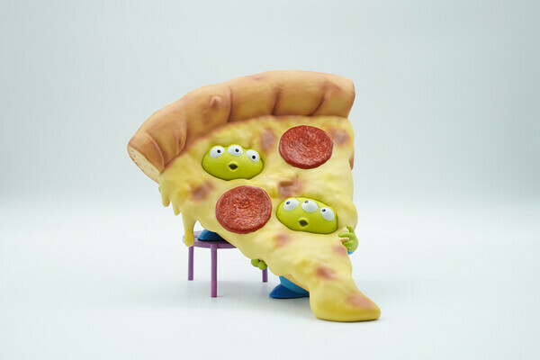 Soap Studio 三眼怪披薩公仔正面照