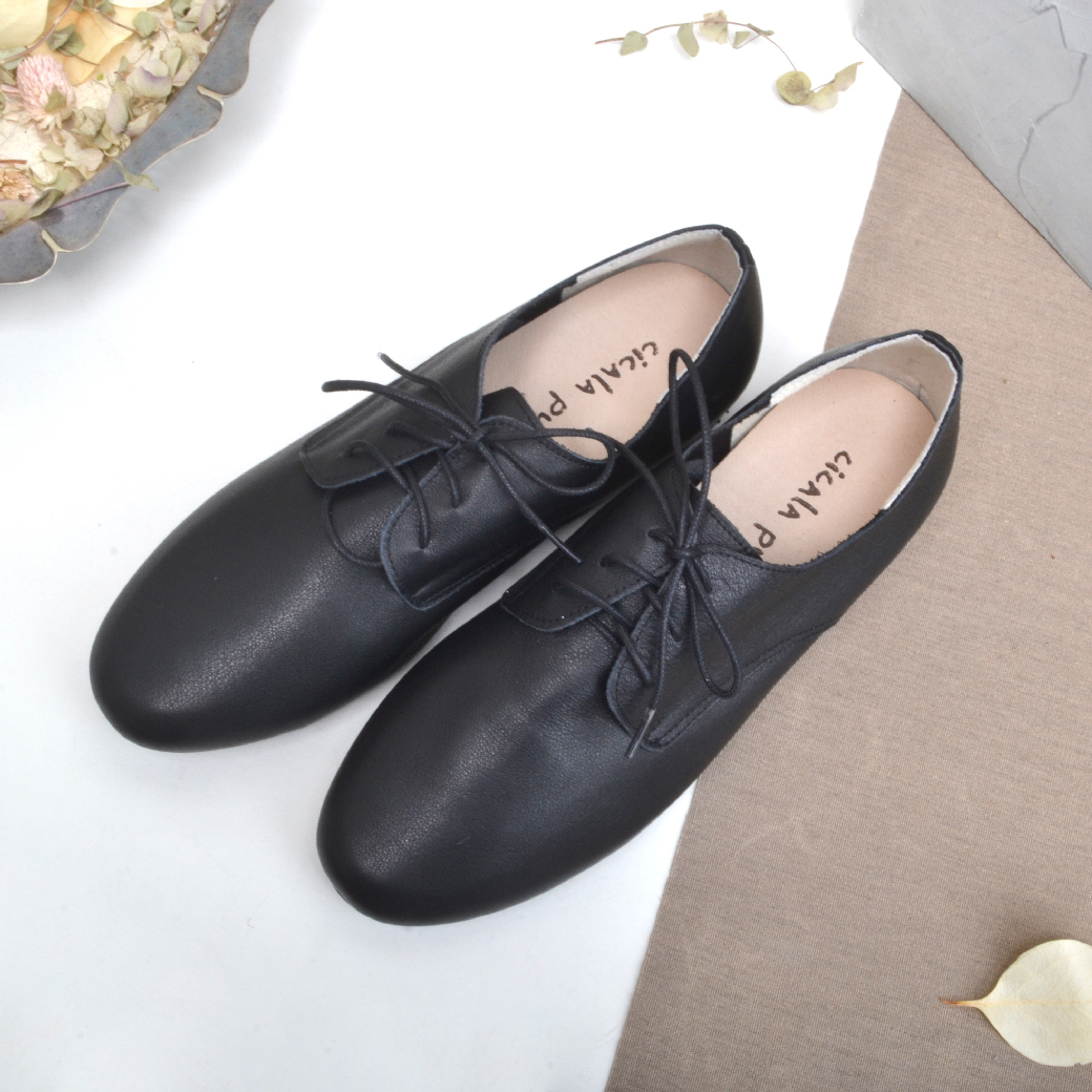 6837 黑色綁帶牛津