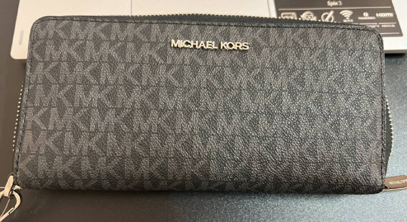 [S] MICHAEL KORS BLACK LONG WALLET WRISTLET WITH SILVER HARDWARE, 192877040651 (SMK215)
